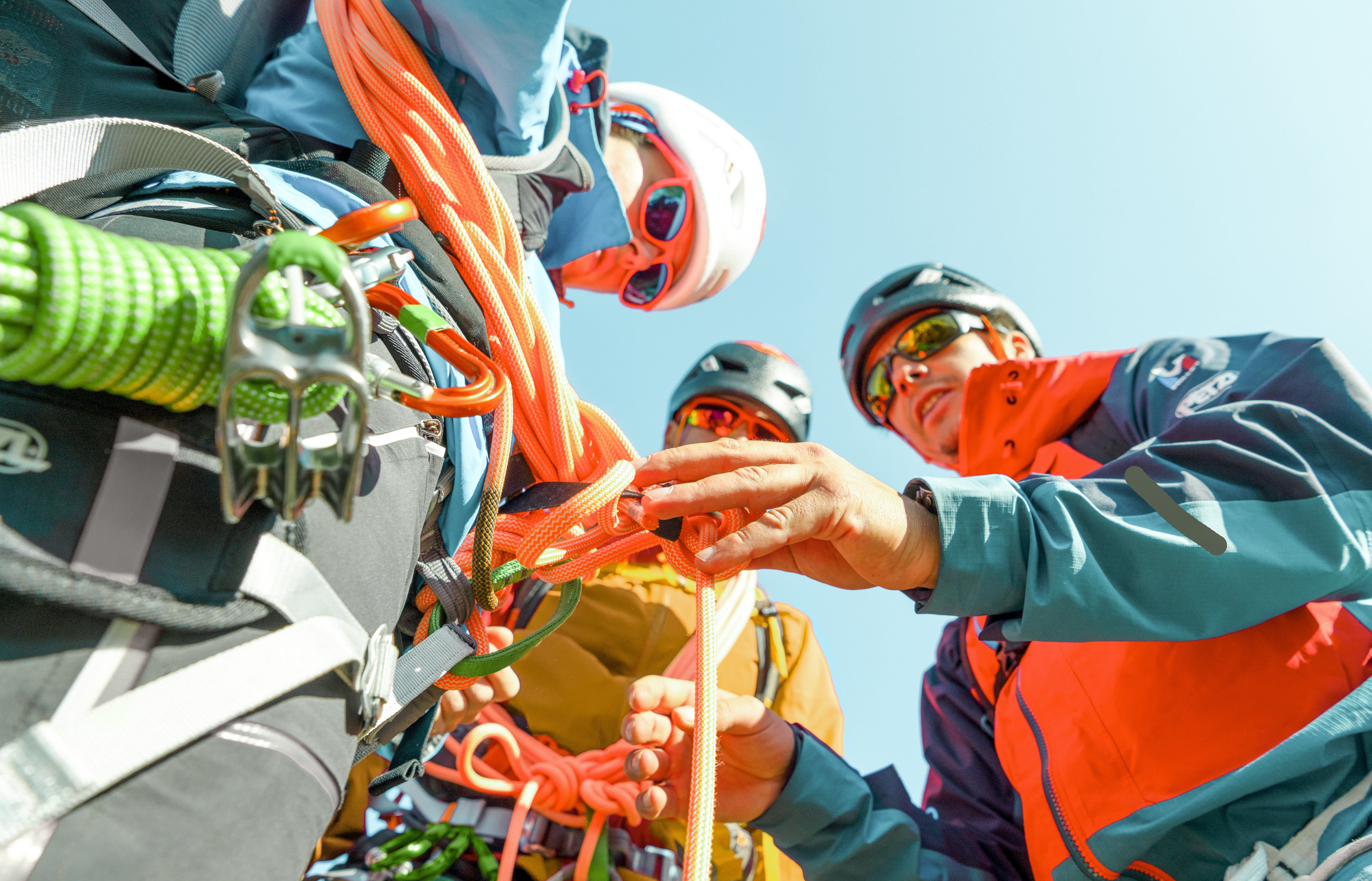 mountaineers making knots