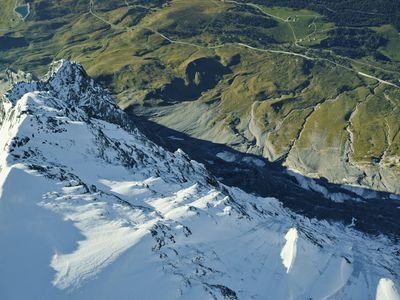 Das Besteigen der Nordwand des Eigers.