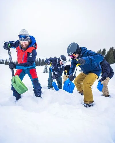 Avalanche Training in Grindelwald