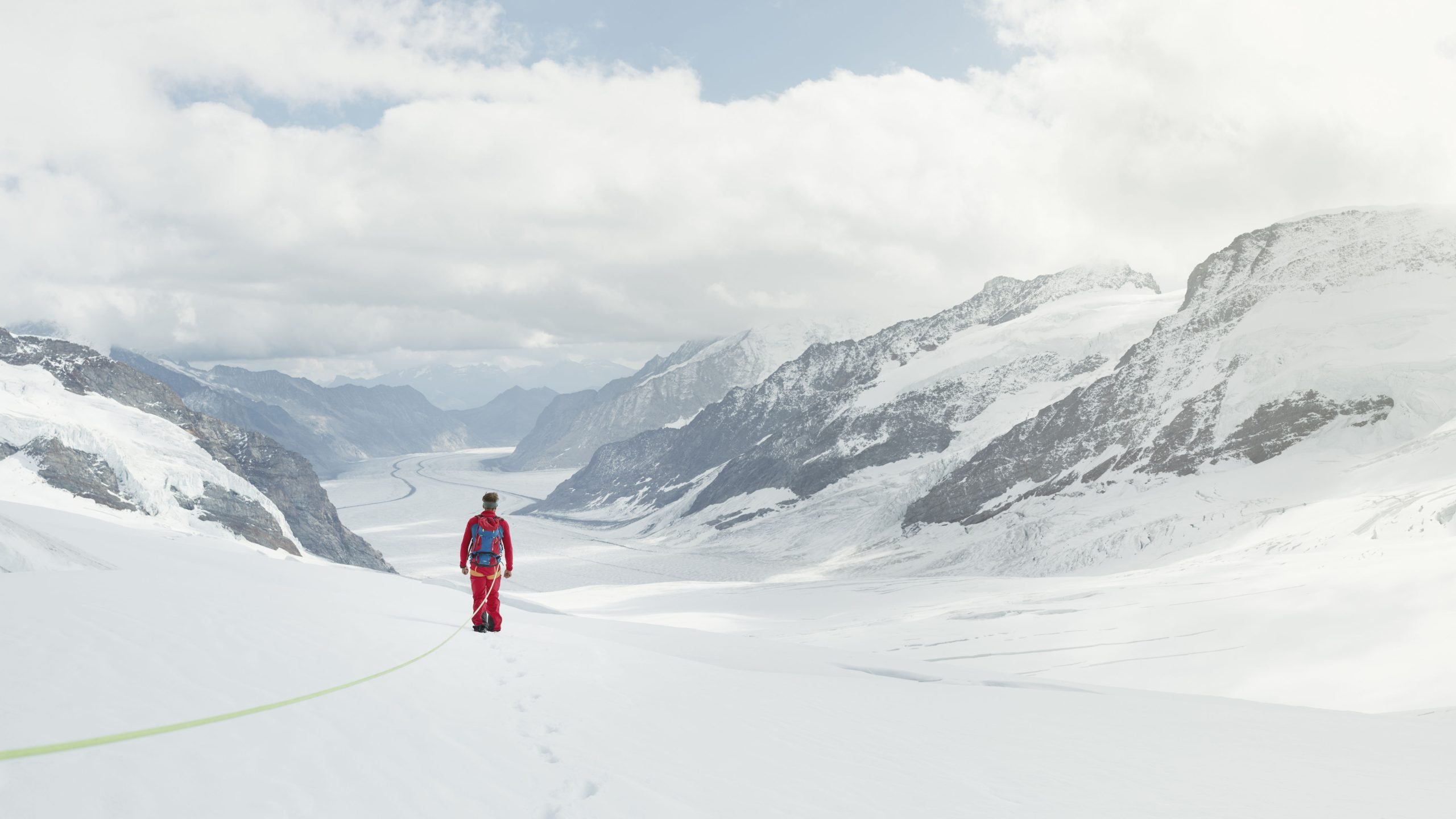Snowshoe Tour in the UNESCO World Heritage Site Jungfrau-Aletsch