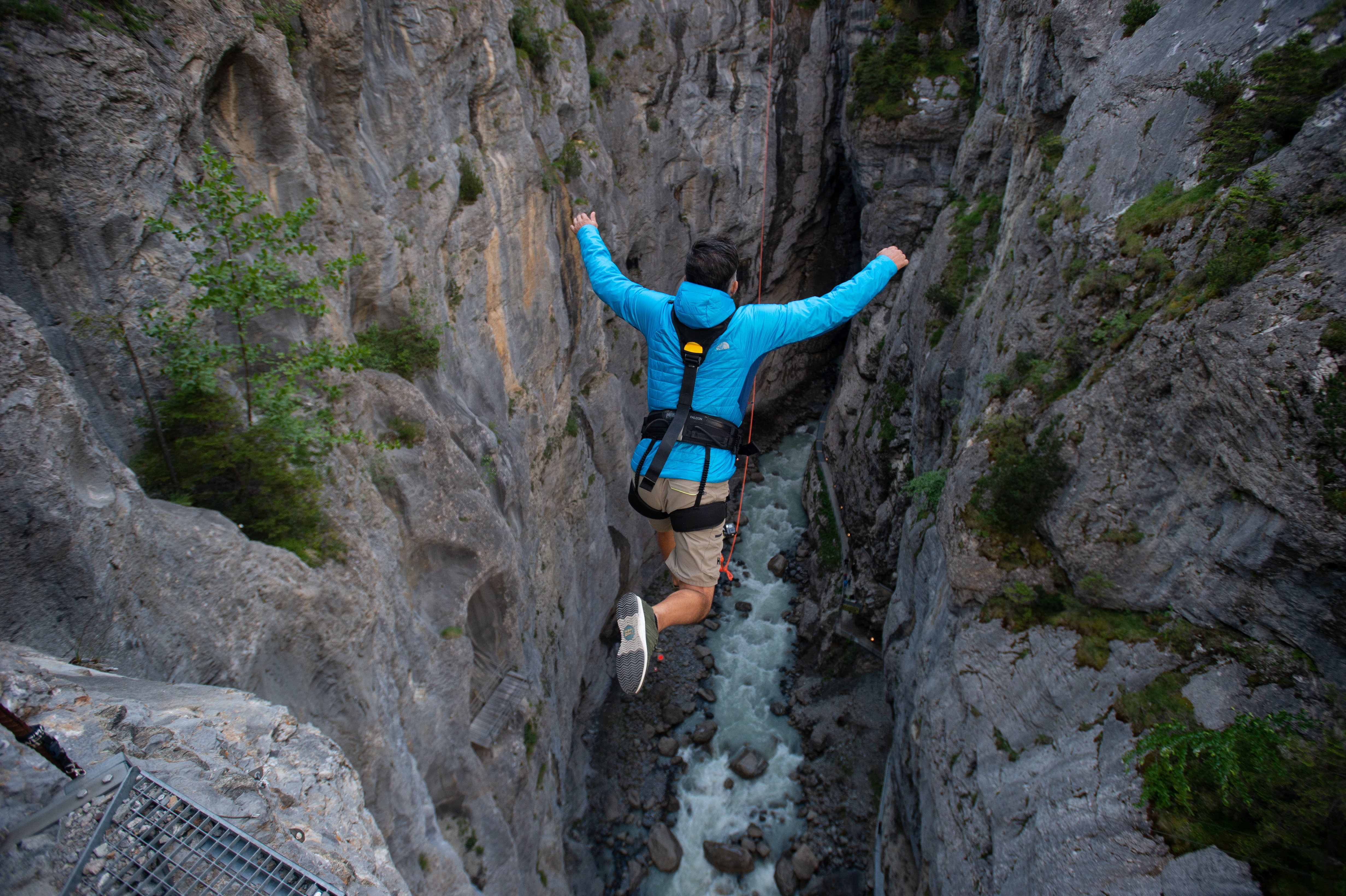 Canyon Swing Grindelwald: What Happens When You Jump?
