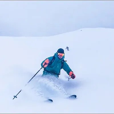 csm_Schnupperkurs_Tiefschneefahren_2_de7450d25b