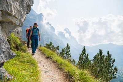 outdoor-hiking-3-web.jpg